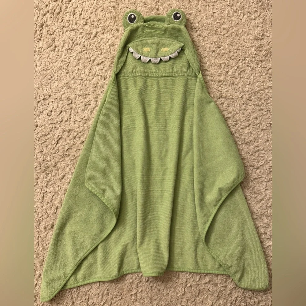 Circo Green Frog Hooded Infant/Toddler Microfiber Bath Pool Towel EUC